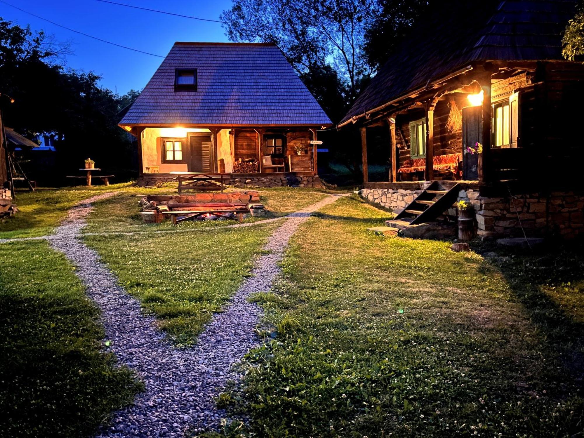 The Village Pension Breb Экстерьер фото