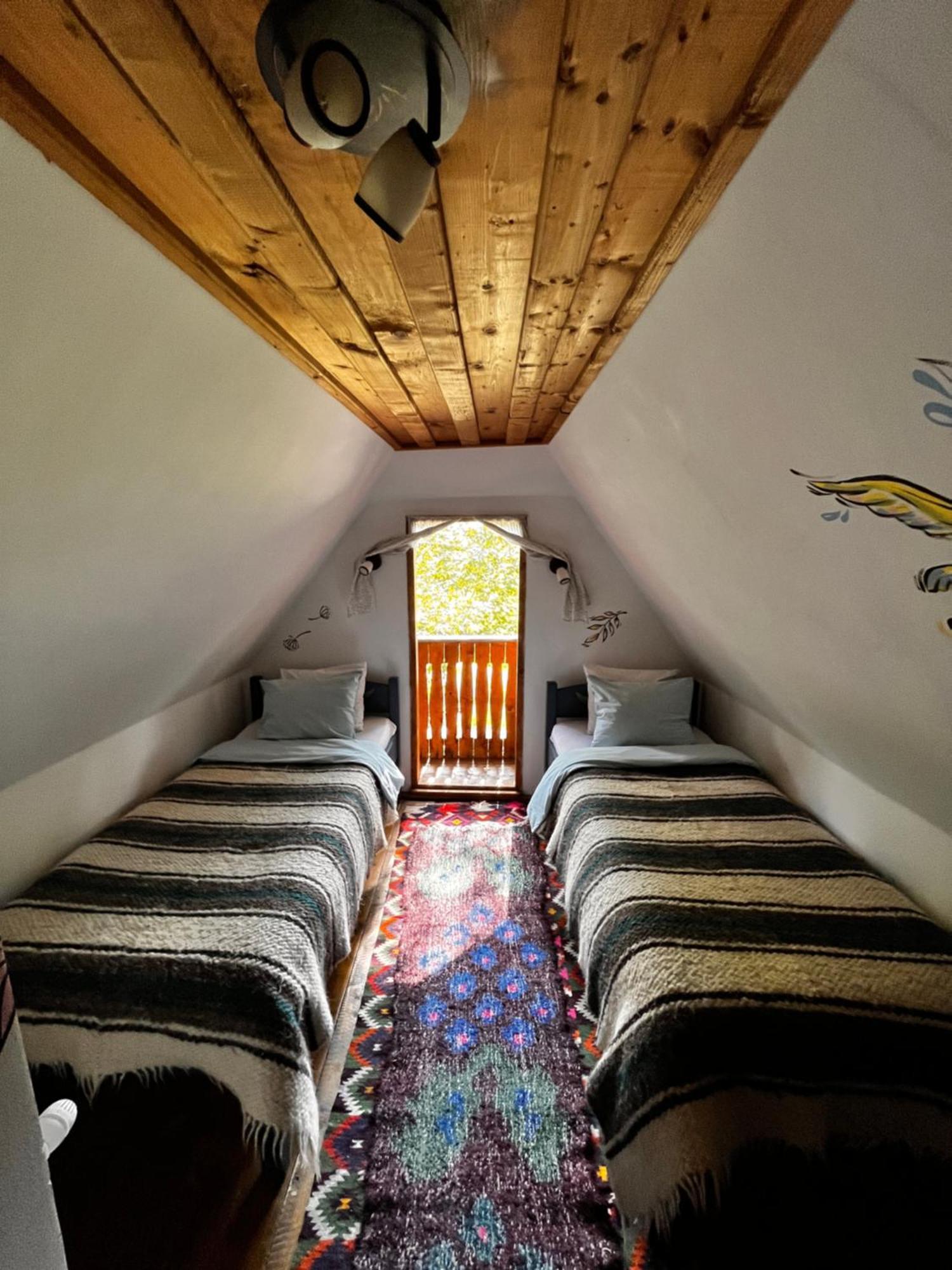 The Village Pension Breb Экстерьер фото