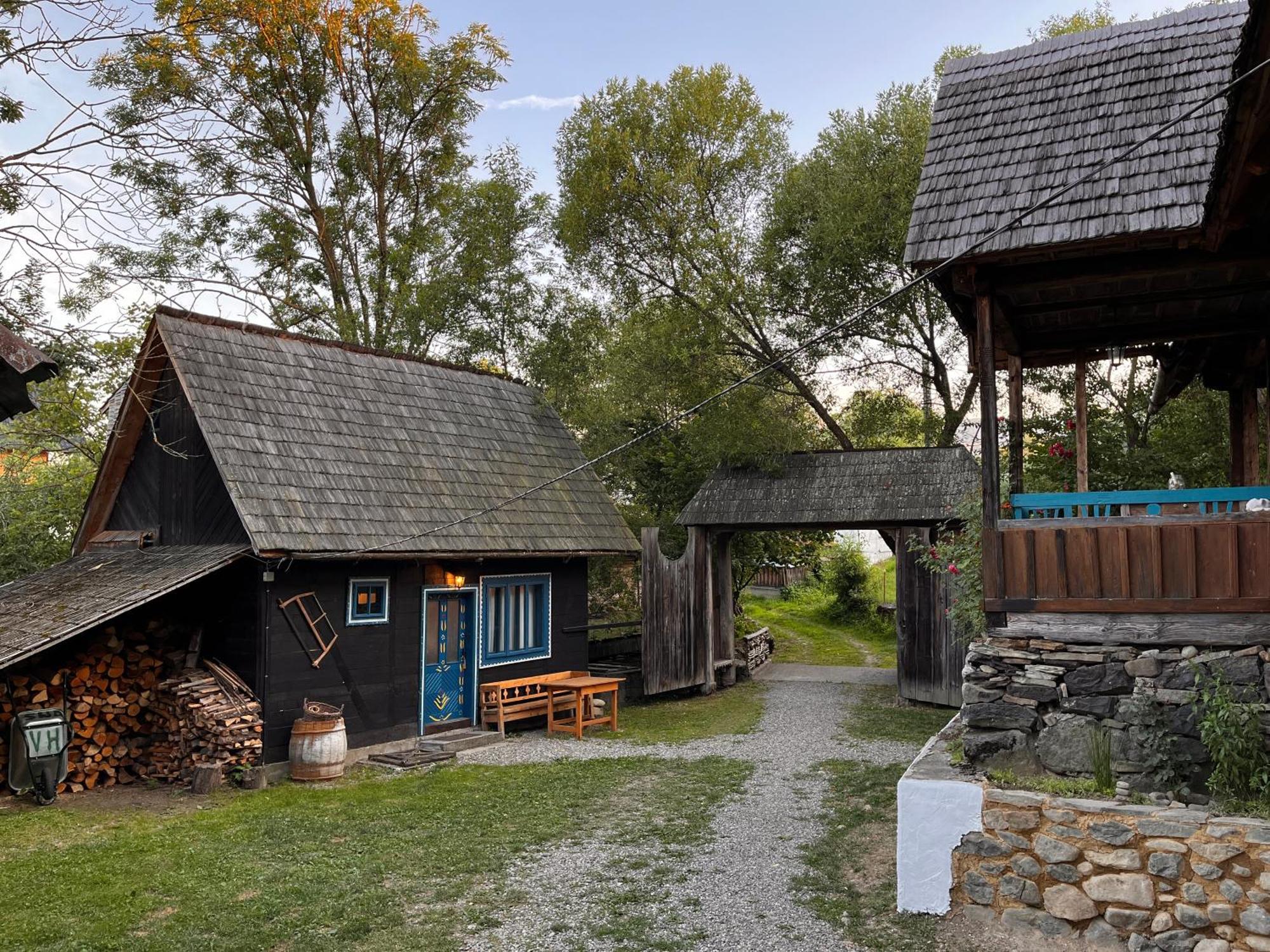 The Village Pension Breb Экстерьер фото