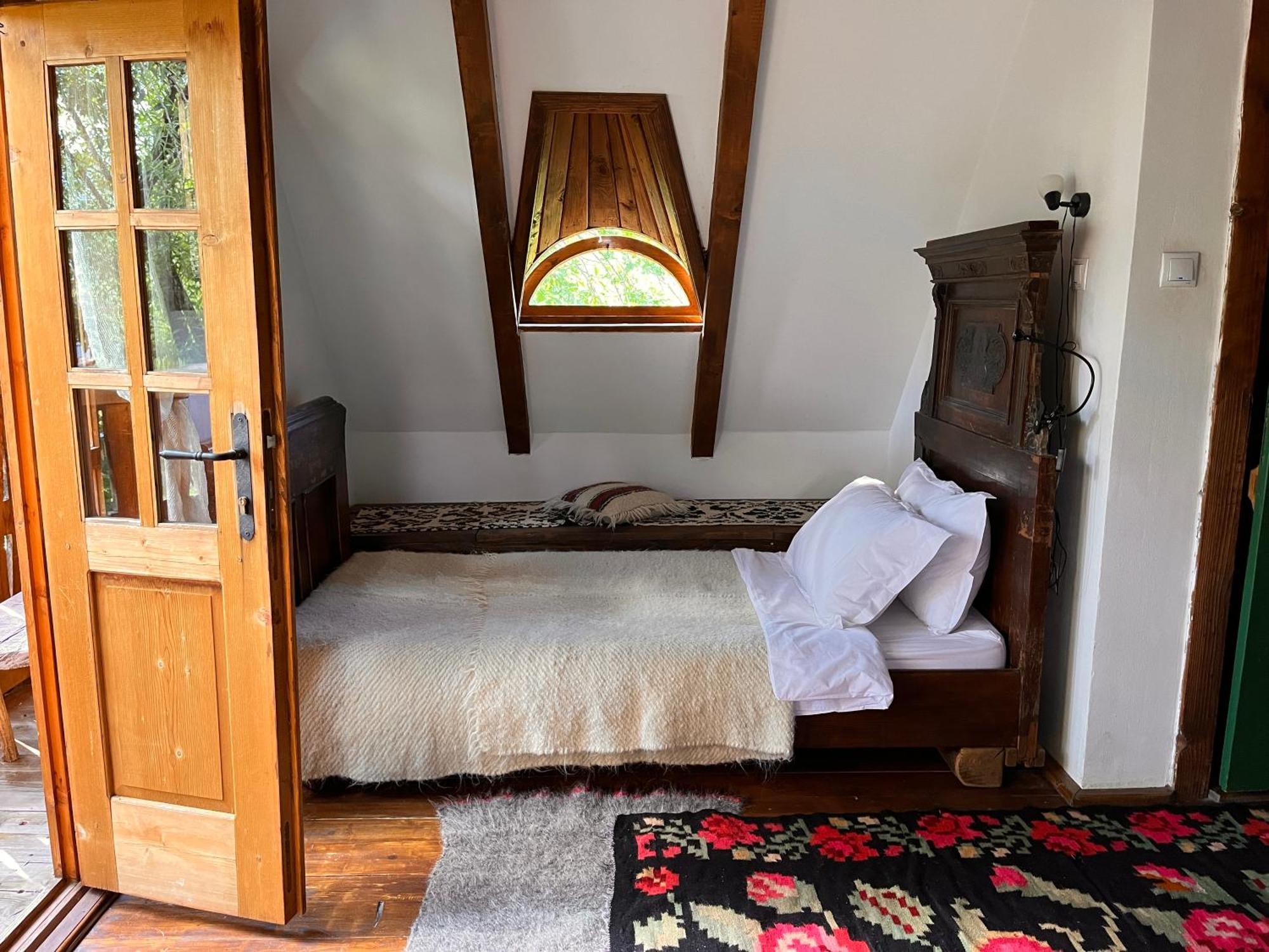 The Village Pension Breb Экстерьер фото